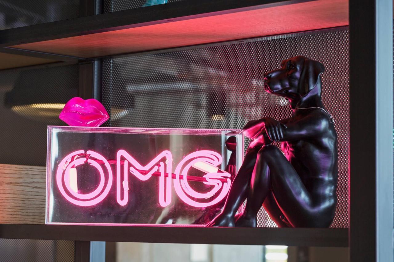 Отель Moxy Ostbahnhof 3*