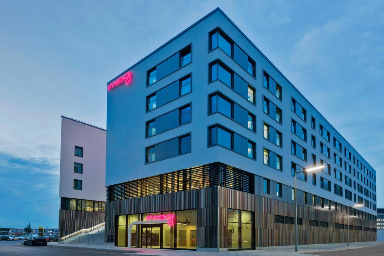 Отель Moxy Ostbahnhof Мюнхен